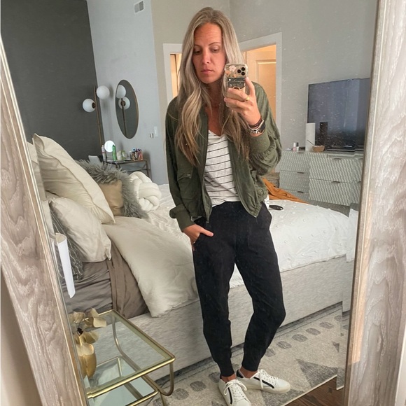 cropped jacket - Picture 2 of 5